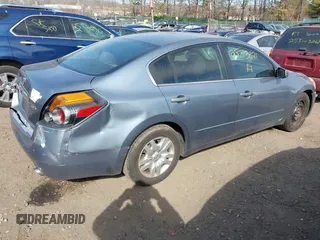 2011 Nissan Altima 2.5 S with VIN 1N4AL2AP1BN485523, listed as a IAAI auction lot 41916121 with 999,999 mi miles. Bid and sale history available at carsss.com. Image 4.