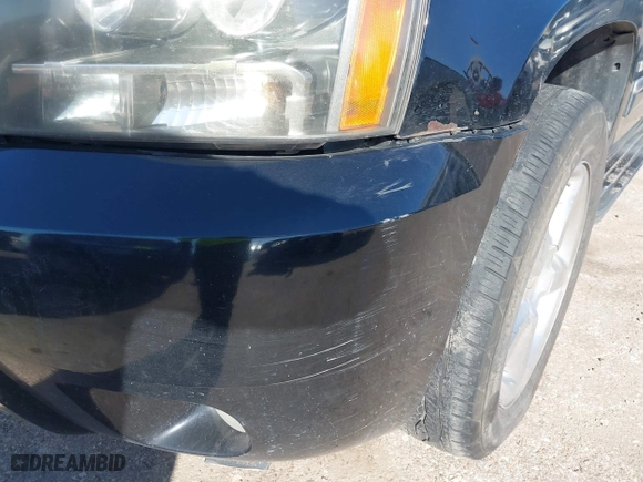 2011 Chevrolet Avalanche LTZ with VIN 3GNMCGE00BG391196, listed as a IAAI auction lot 41447134 with 248,991 mi miles. Bid and sale history available at carsss.com. Image 6.