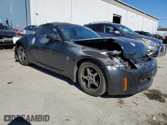 2005 Nissan 350Z Touring with VIN JN1AZ36A05M751145, listed as a Copart auction lot 47348945 with 139,477 mi miles and Salvage title. Bid and sale history available at DreamBid. Image 4.