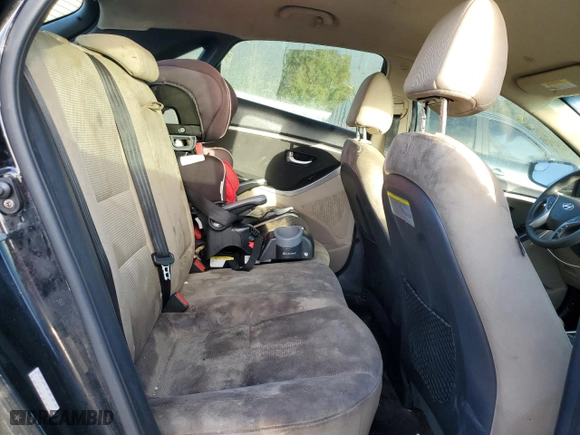 2016 Hyundai Elantra GT with VIN KMHD35LH4GU342167, listed as a Copart auction lot 45091585 with 137,877 mi miles and Salvage Title. Bid and sale history available at carsss.com. Image 11.