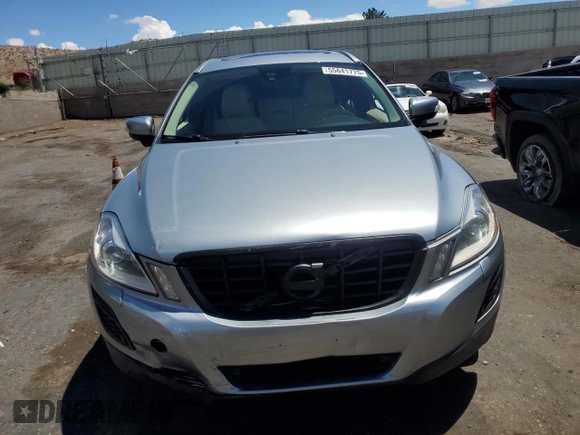2013 Volvo XC60 T6 с VIN YV4902DZ8D2383477, выставлен на аукционе Copart как лот 55841775 с пробегом 135 756 миль миль и Списание • Salvage title. История ставок и продаж доступна на DreamBid. Изображение 5.