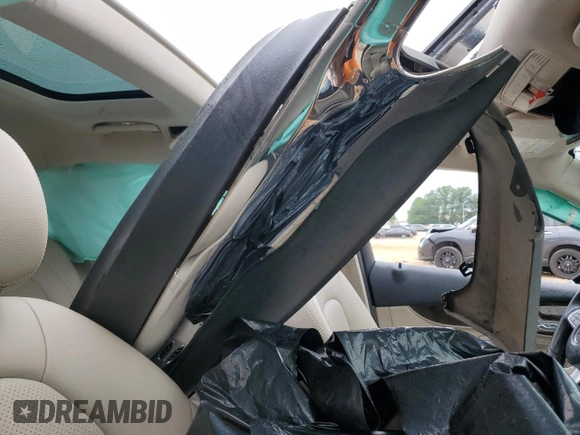 2018 Mercedes-Benz GLC 300 with VIN WDC0G4JBXJV044928, listed as a Copart auction lot 61679175 with 151,450 mi miles and Salvage title. Bid and sale history available at DreamBid. Image 13.