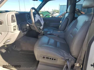 1998 Chevrolet Tahoe with VIN 1GNEC13R3WJ321117, listed as a Copart auction lot 49324525 with 1,548,503 mi miles and Salvage Title. Bid and sale history available at carsss.com. Image 7.
