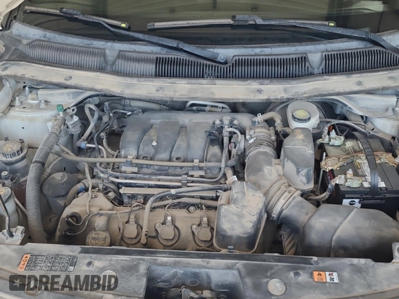 2018 Ford Explorer with VIN 1FM5K8B82JGB35163, listed as a IAAI auction lot 42663602 with 181,056 mi miles and . Bid and sale history available at DreamBid. Image 5.