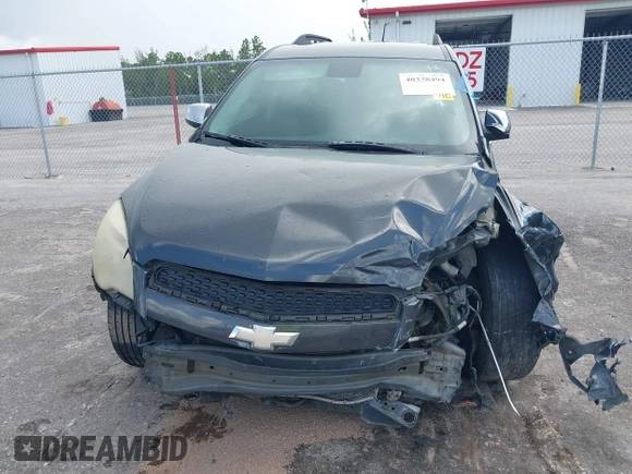 2013 Chevrolet Equinox LT z VIN 2GNALDEK8D6409106, wystawiony jako IAAI lot #40338494 z przebiegiem 213 665 mil mil oraz . Historia ofert i sprzedaży dostępna na DreamBid. Obrazek 6.