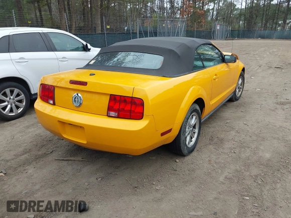 2007 Ford Mustang Deluxe с VIN 1ZVFT84N175345621, выставлен на аукционе IAAI как лот 41770321 с пробегом 163 161 миль миль и . История ставок и продаж доступна на DreamBid. Изображение 4.