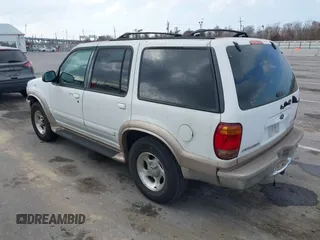 1999 Ford Explorer XLT z VIN 1FMZU32E4XZA40685, wystawiony jako IAAI lot #41531759 z przebiegiem 200 419 mil mil oraz . Historia ofert i sprzedaży dostępna na DreamBid. Obrazek 3.