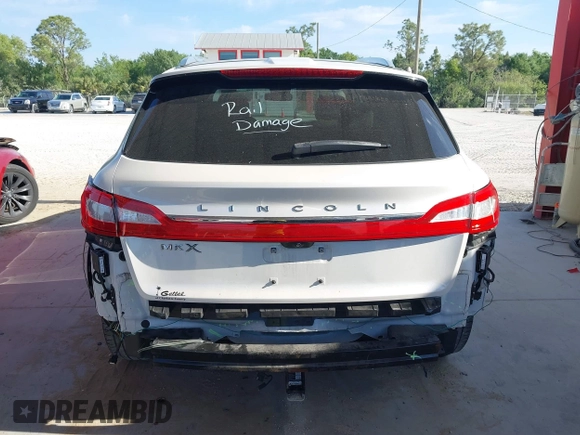 2017 Lincoln MKX Reserve with VIN 2LMPJ6LR6HBL52244, listed as a IAAI auction lot 41908684 with 77,886 mi miles. Bid and sale history available at carsss.com. Image 6.