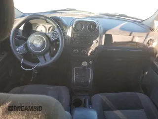 2017 Jeep Patriot 75th Anniversary with VIN 1C4NJRBB0HD122108, listed as a Copart auction lot 83192684 with 171,270 mi miles and Salvage Title. Bid and sale history available at carsss.com. Image 8.