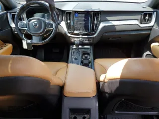 2018 Volvo XC60 Momentum with VIN LYV102RK0JB106179, listed as a Copart auction lot 62533525 with Not provided miles and Salvage title. Bid and sale history available at DreamBid. Image 8.