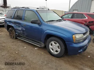 2006 Chevrolet TrailBlazer LS with VIN 1GNDS13S162122837, listed as a Copart auction lot 44366075 with 170,713 mi miles and Salvage Title. Bid and sale history available at carsss.com. Image 4.