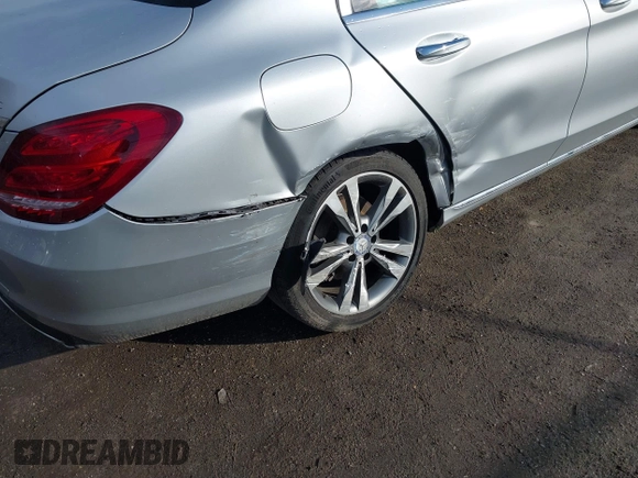 2015 Mercedes-Benz C 300 Luxury with VIN 55SWF4KBXFU005018, listed as a IAAI auction lot 41811118 with 86,443 mi miles and . Bid and sale history available at DreamBid. Image 6.