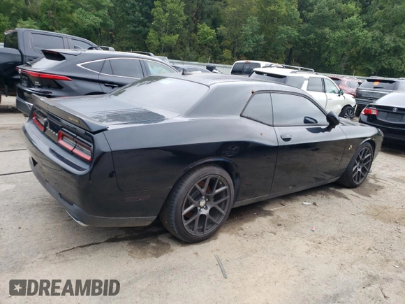 2016 Dodge Challenger R/T Scat Pack z VIN 2C3CDZFJ9GH240583, wystawiony jako Copart lot #62842583 z przebiegiem 73 369 mil mil oraz Tytuł czysty. Historia ofert i sprzedaży dostępna na DreamBid. Obrazek 3.