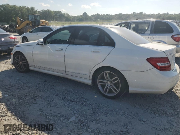 2013 Mercedes-Benz C 250 Sport с VIN WDDGF4HB3DA772525, выставлен на аукционе Copart как лот 64951505 с пробегом 194 281 миль миль и Чистый • Clean title. История ставок и продаж доступна на DreamBid. Изображение 2.