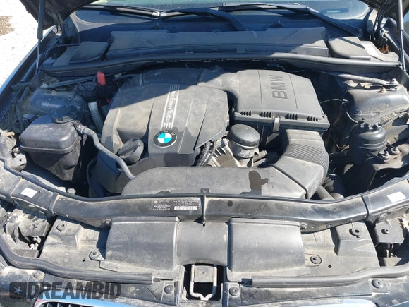 2011 BMW 3 Series 335i xDrive with VIN WBAPL5G50BNN23199, listed as a IAAI auction lot 42041719 with 205,807 mi miles. Bid and sale history available at carsss.com. Image 10.