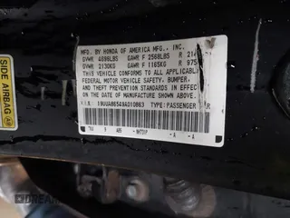 2009 Acura TL Tech with VIN 19UUA86549A010863, listed as a IAAI auction lot 41001252 with 186,441 mi miles. Bid and sale history available at carsss.com. Image 9.