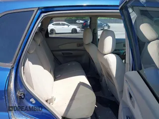 2005 Hyundai Tucson GL with VIN KM8JM12B85U233228, listed as a IAAI auction lot 42051627 with 170,742 mi miles. Bid and sale history available at carsss.com. Image 8.