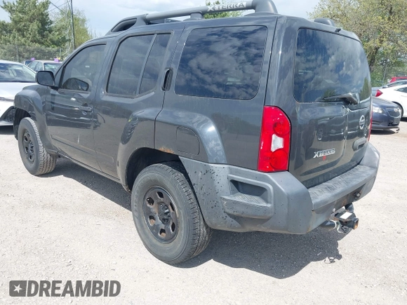 2007 Nissan Xterra SE z VIN 5N1AN08W57C540477, wystawiony jako IAAI lot #42269802 z przebiegiem 160 959 mil mil oraz . Historia ofert i sprzedaży dostępna na DreamBid. Obrazek 3.