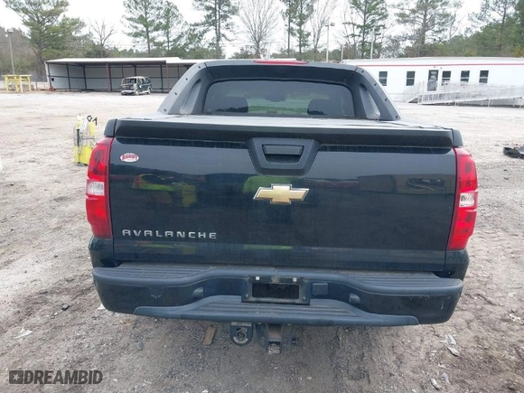 2007 Chevrolet Avalanche LT w/1LT with VIN 3GNEC12077G137899, listed as a IAAI auction lot 41526144 with NaN miles. Bid and sale history available at carsss.com. Image 16.