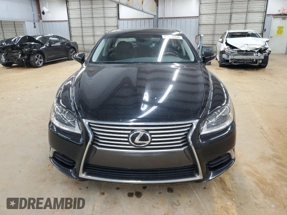 2016 Lexus LS 460 with VIN JTHCL5EF8G5026226, listed as a Copart auction lot 86094354 with 111,908 mi miles and Salvage title. Bid and sale history available at DreamBid. Image 5.