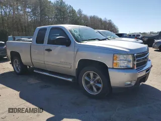2010 Chevrolet Silverado 1500 LT with VIN 1GCSCSEA8AZ138220, listed as a Copart auction lot 47781965 with 142,388 mi miles and Salvage Title. Bid and sale history available at DreamBid. Image 4.
