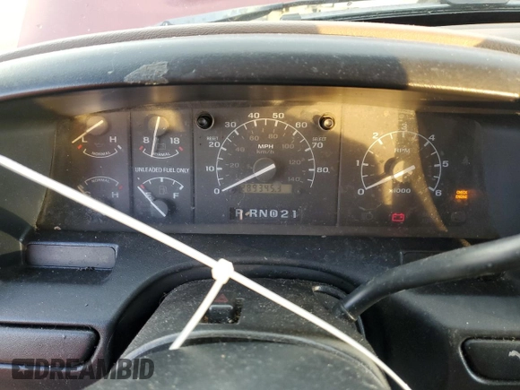 1996 Ford Bronco XL z VIN 1FMEU15N6TLA03097, wystawiony jako Copart lot #80449114 z przebiegiem 289 345 mil mil oraz Czysty tytuł • Clean title. Historia ofert i sprzedaży dostępna na DreamBid. Obrazek 9.