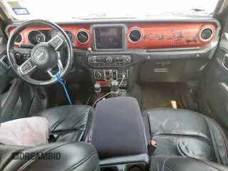 2018 Jeep Wrangler Unlimited Rubicon with VIN 1C4HJXFG6JW166731, listed as a Copart auction lot 56997385 with 117,713 mi miles and Salvage title. Bid and sale history available at DreamBid. Image 8.