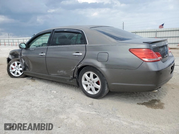2007 Toyota Avalon XL z VIN 4T1BK36B67U191919, wystawiony jako Copart lot #56274055 z przebiegiem 188 679 mil mil oraz Szkoda całkowita • Salvage title. Historia ofert i sprzedaży dostępna na DreamBid. Obrazek 2.