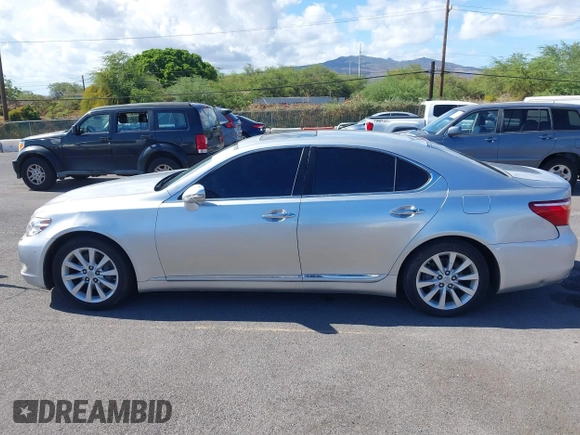 2011 Lexus LS 460 with VIN JTHBL5EF4B5102528, listed as a IAAI auction lot 42773934 with 155,970 mi miles and . Bid and sale history available at DreamBid. Image 14.