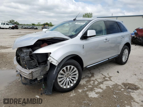2011 Lincoln MKX z VIN 2LMDJ8JK6BBJ08962, wystawiony jako Copart lot #54329225 z przebiegiem 183 883 mil mil oraz Szkoda całkowita • Salvage title. Historia ofert i sprzedaży dostępna na DreamBid. Obrazek 1.