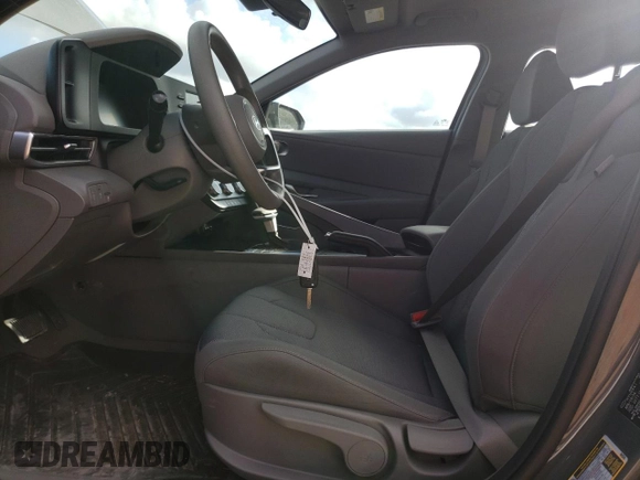 2024 Hyundai Elantra SE with VIN KMHLL4DG3RU794576, listed as a Copart auction lot 43931935 with 2,194 mi miles and Salvage title. Bid and sale history available at DreamBid. Image 7.