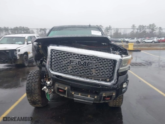 2015 GMC Sierra 2500HD available WiFi Denali with VIN 1GT120E89FF193669, listed as a IAAI auction lot 41556681 with NaN miles. Bid and sale history available at carsss.com. Image 12.