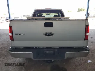 2004 Ford F-150 STX z VIN 1FTRX12WX4FA01069, wystawiony jako Copart lot #71503874 z przebiegiem 241 284 mil mil oraz Czysty tytuł • Clean title. Historia ofert i sprzedaży dostępna na DreamBid. Obrazek 6.