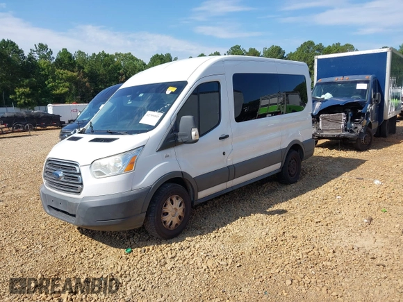 2016 Ford Transit XL z VIN 1FDZK1CM4GKB46112, wystawiony jako IAAI lot #42799593 z przebiegiem 207 041 mil mil oraz . Historia ofert i sprzedaży dostępna na DreamBid. Obrazek 2.