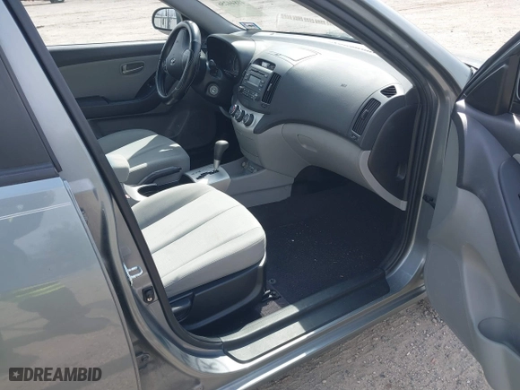 2009 Hyundai Elantra GLS with VIN KMHDU46D79U825123, listed as a IAAI auction lot 41844256 with 1 mi miles. Bid and sale history available at carsss.com. Image 5.