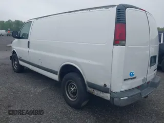 2002 Chevrolet Express Cargo with VIN 1GCHG35R621159402, listed as a IAAI auction lot 42170093 with Not provided miles and . Bid and sale history available at DreamBid. Image 3.