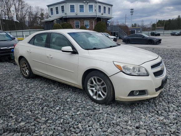 2013 Chevrolet Malibu ECO with VIN 1G11F5SR8DF152941, listed as a Copart auction lot 50490585 with 123,890 mi miles and Clean Title. Bid and sale history available at carsss.com. Image 4.