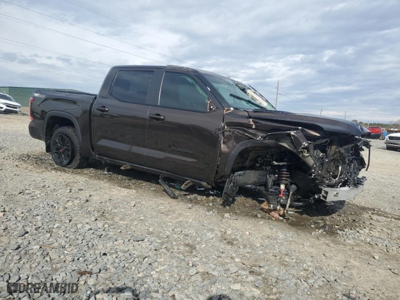 2024 Toyota Tundra 4WD Limited Hybrid with VIN 5TFWC5DB8RX040633, listed as a Copart auction lot 41972855 with 26,444 mi miles and Salvage Title. Bid and sale history available at carsss.com. Image 4.