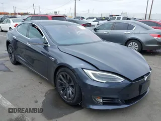 2017 Tesla Model S 100D z VIN 5YJSA1E20HF228681, wystawiony jako IAAI lot #42424793 z przebiegiem Nie podano mil oraz . Historia ofert i sprzedaży dostępna na DreamBid. Obrazek 1.
