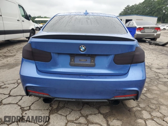 2013 BMW 3 Series 335i xDrive z VIN WBA3B9C57DJ899469, wystawiony jako Copart lot #59696905 z przebiegiem 123 340 mil mil oraz Szkoda całkowita • Salvage title. Historia ofert i sprzedaży dostępna na DreamBid. Obrazek 6.