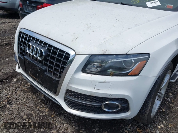 2010 Audi Q5 Prestige с VIN WA1WKAFP0AA082106, выставлен на аукционе IAAI как лот 42543669 с пробегом Не указан миль и . История ставок и продаж доступна на DreamBid. Изображение 6.