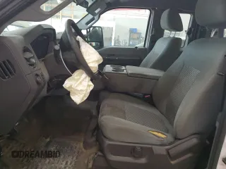 2012 Ford F-350 XL z VIN 1FT8X3B60CEA14909, wystawiony jako Copart lot #60431045 z przebiegiem 177 057 mil mil oraz Szkoda całkowita • Salvage title. Historia ofert i sprzedaży dostępna na DreamBid. Obrazek 7.