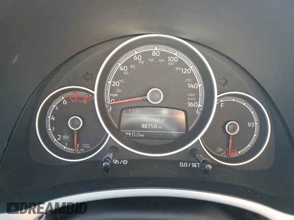 2018 Volkswagen Beetle S with VIN 3VW5DAAT1JM510524, listed as a Copart auction lot 49576915 with 48,750 mi miles and Salvage title. Bid and sale history available at DreamBid. Image 9.