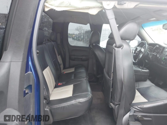 2013 GMC Sierra 1500 SLE with VIN 1GTR2VE70DZ261943, listed as a IAAI auction lot 41767646 with 318,185 mi miles and . Bid and sale history available at DreamBid. Image 8.