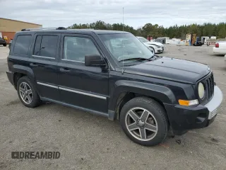 2008 Jeep Patriot Limited with VIN 1J8FT48W68D796610, listed as a Copart auction lot 87911365 with 219,119 mi miles and Salvage Title. Bid and sale history available at DreamBid. Image 4.