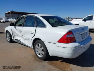 2005 Ford Five Hundred SE with VIN 1FAFP231X5G162714, listed as a IAAI auction lot 41466990 with 171,090 mi miles. Bid and sale history available at carsss.com. Image 3.