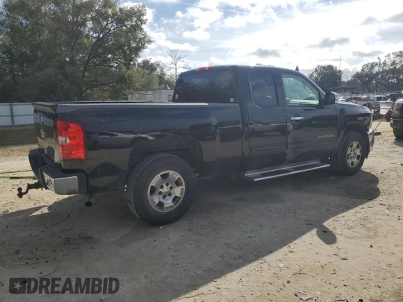 2013 Chevrolet Silverado 1500 LT with VIN 1GCRCSE08DZ410243, listed as a Copart auction lot 42748015 with 176,897 mi miles and Salvage Title. Bid and sale history available at DreamBid. Image 3.