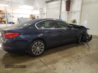 2018 BMW 5 Series 530e xDrive with VIN WBAJB1C50JB084044, listed as a Copart auction lot 53047185 with Not Provided miles and Salvage Title. Bid and sale history available at carsss.com. Image 3.