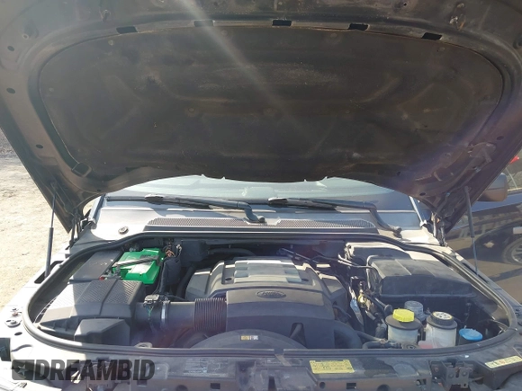2006 Land Rover Range Rover Sport HSE with VIN SALSF25466A902517, listed as a IAAI auction lot 41722213 with 148,277 mi miles and . Bid and sale history available at DreamBid. Image 10.