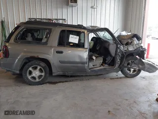 2005 Chevrolet TrailBlazer LS with VIN 1GNET16S556122439, listed as a IAAI auction lot 40012893 with 244,922 mi miles. Bid and sale history available at carsss.com. Image 12.
